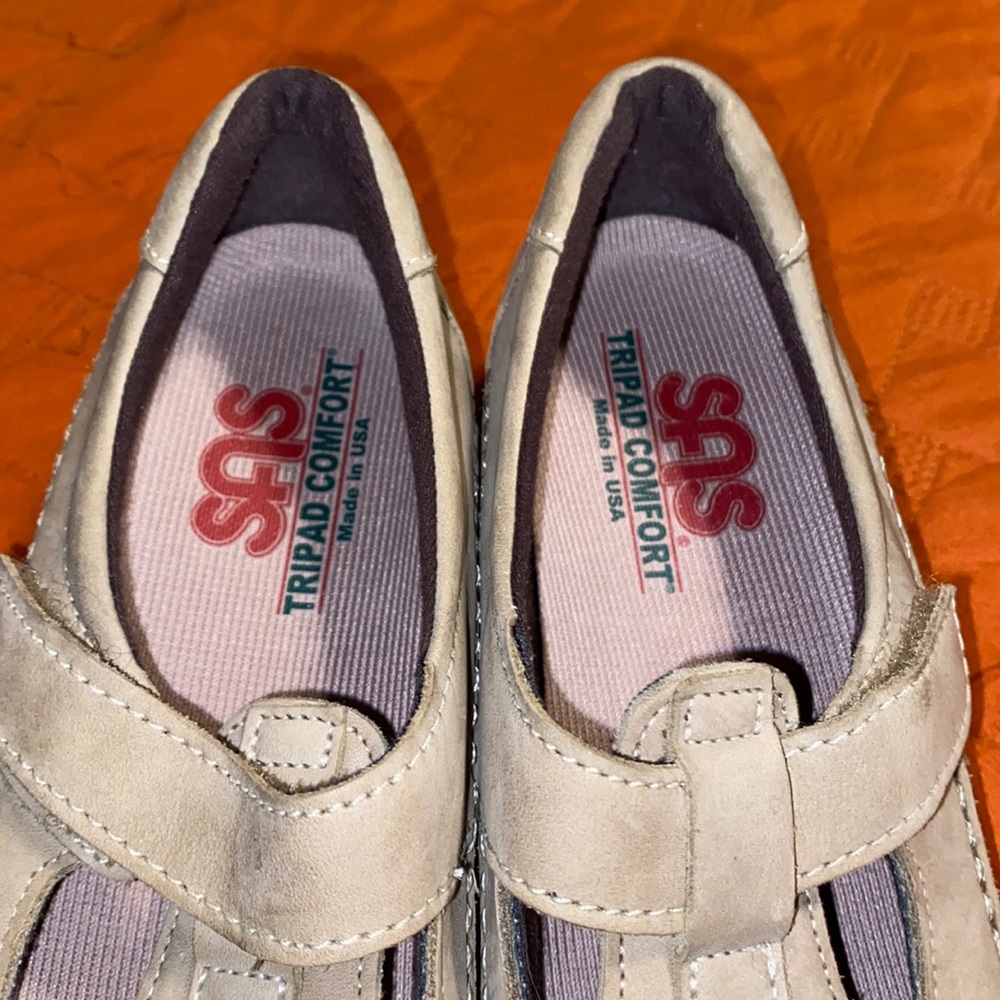 SAS | Roamer - Narrow- Velcro Walking Shoe| Color: Sage  | Women’s Size: 7.5 - Picture 6 of 9